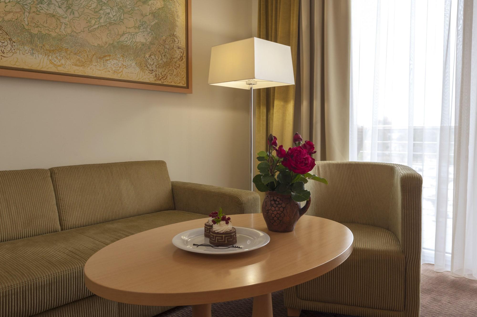 Grand Hotel Primus - Terme Ptuj - Sava Hotels & Resorts ภายนอก รูปภาพ